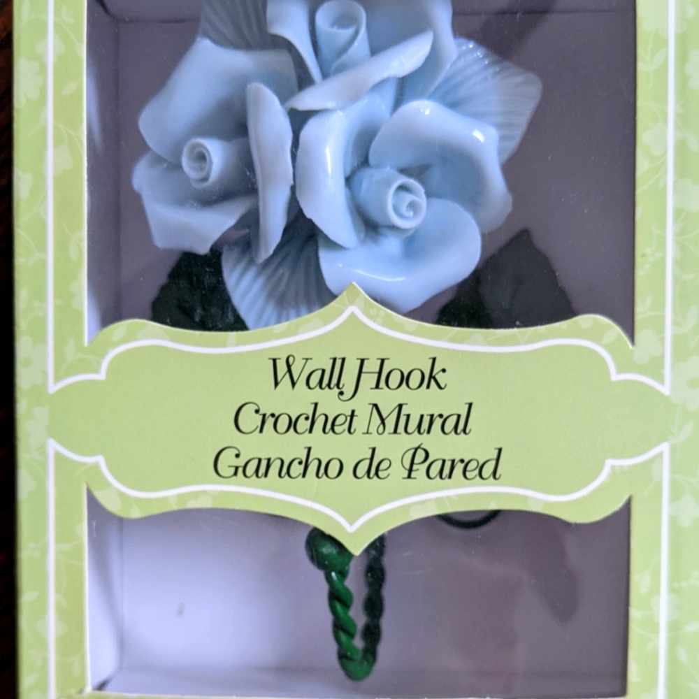 Wall Clothes Towel Cap hook/ hanger- procelain and metal - Rose with green leave